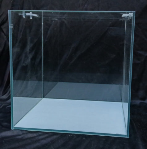 Square Glass Tank - 27L with lid (30x30x30cm)